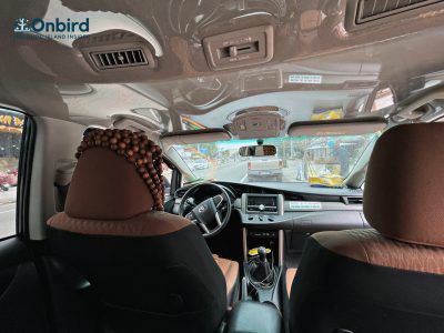 Phu Quoc Private car rental modern 7 seater car with English