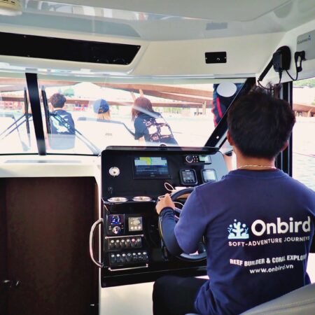 Phu Quoc private yacht parker monaco 110 fly