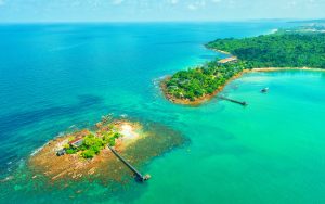 Phu Quoc RockIsland Bar - Phu Quoc Half-moon Beach