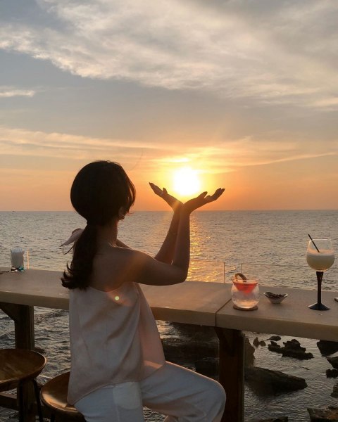 Rock Island Bar Nam Nghi Phu Quoc Resort - Fingernail Island Phu Quoc