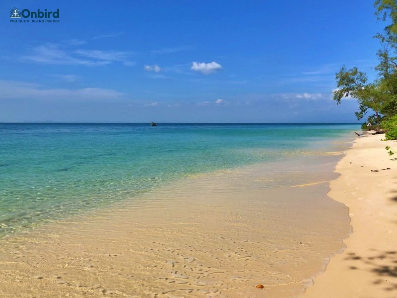 Phu Quoc Dragon Beach - an untouched beach in the North