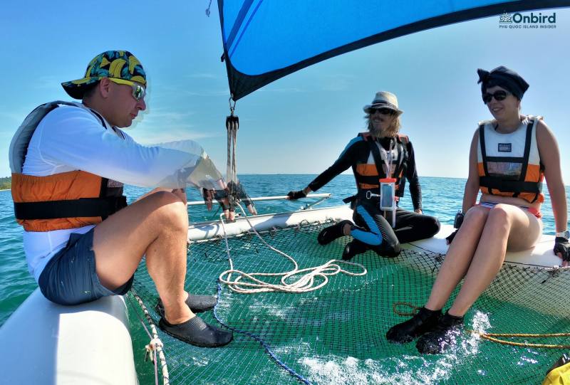 sailing by catamaran in Phu Quoc .jpg
