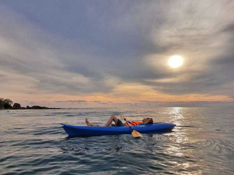 kayaking at Northern Fingernail island