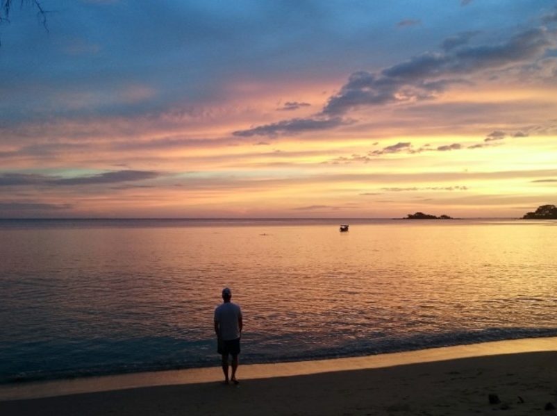 Sunset in Vung Bau Half-moon Bay