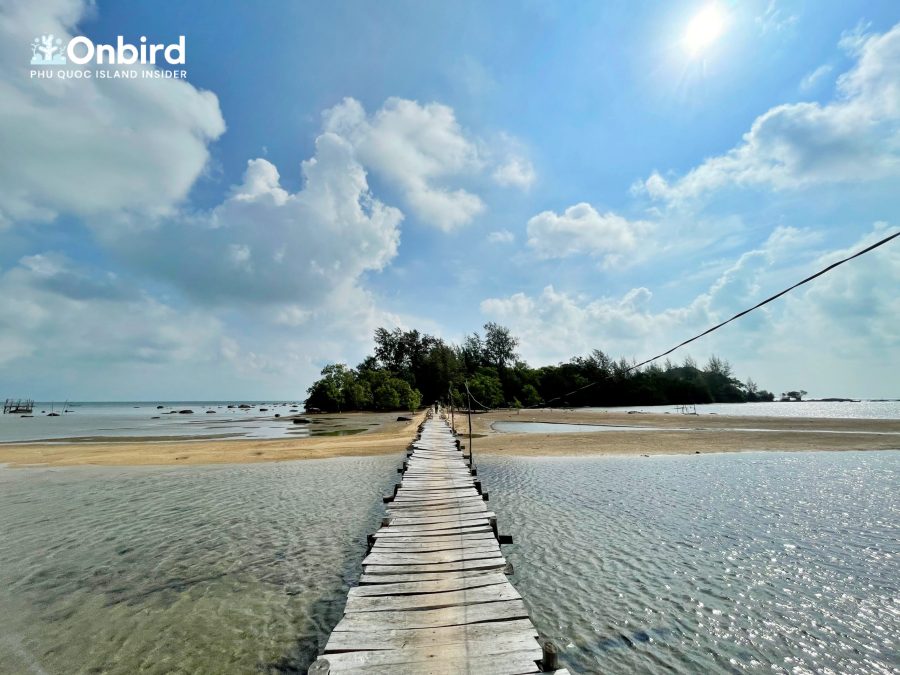 Thom Beach - Mot Islet Phu Quoc157d9a439809175ab8d364f135d30eb7