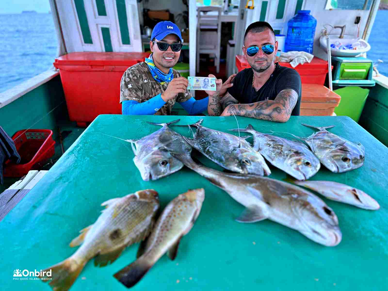 Thời tiết và dòng chảy trên biển có ảnh hưởng lớn và là một trong những yếu tố quan trọng đối với hoạt động câu cá lớn - Deep-sea Fishing Phu Quoc