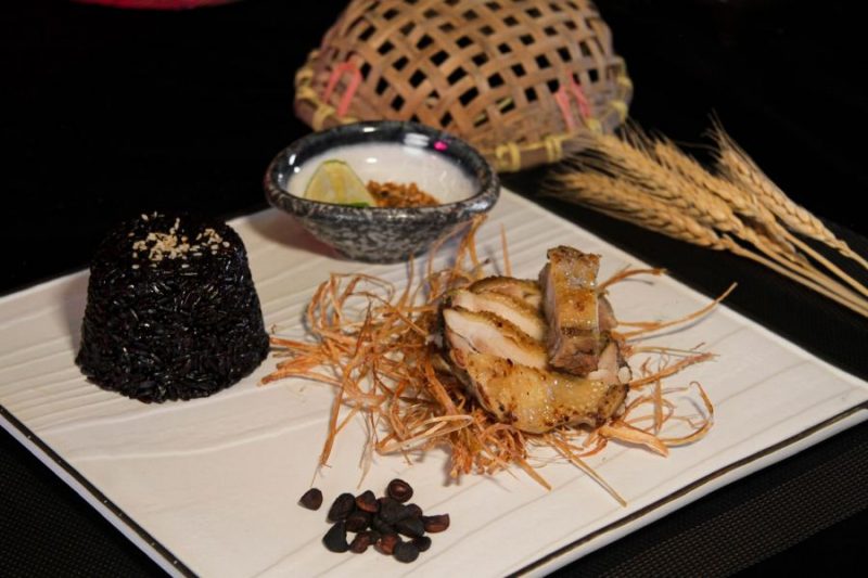 Phu Quoc Water Pupper Show and dinner