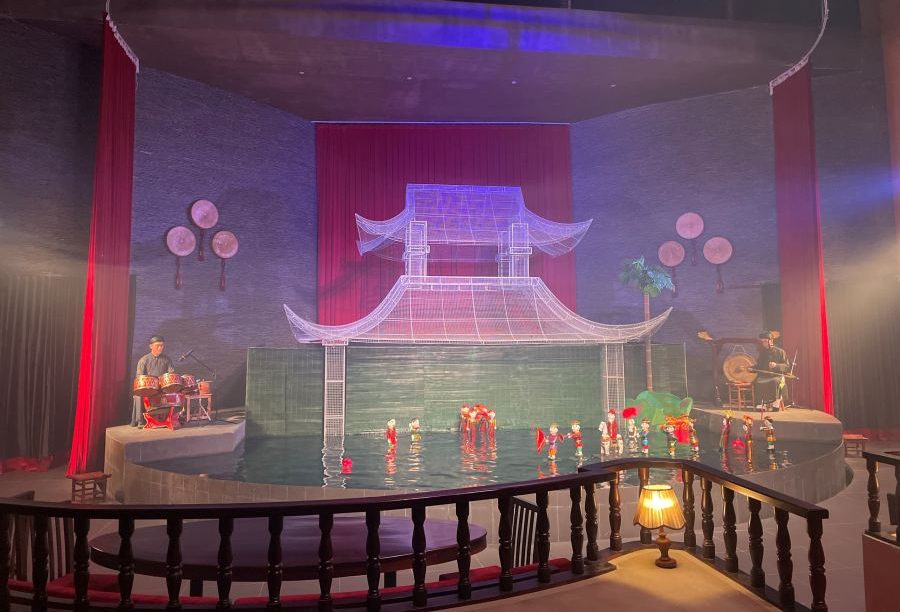 Phu Quoc Water Puppet show and dinner