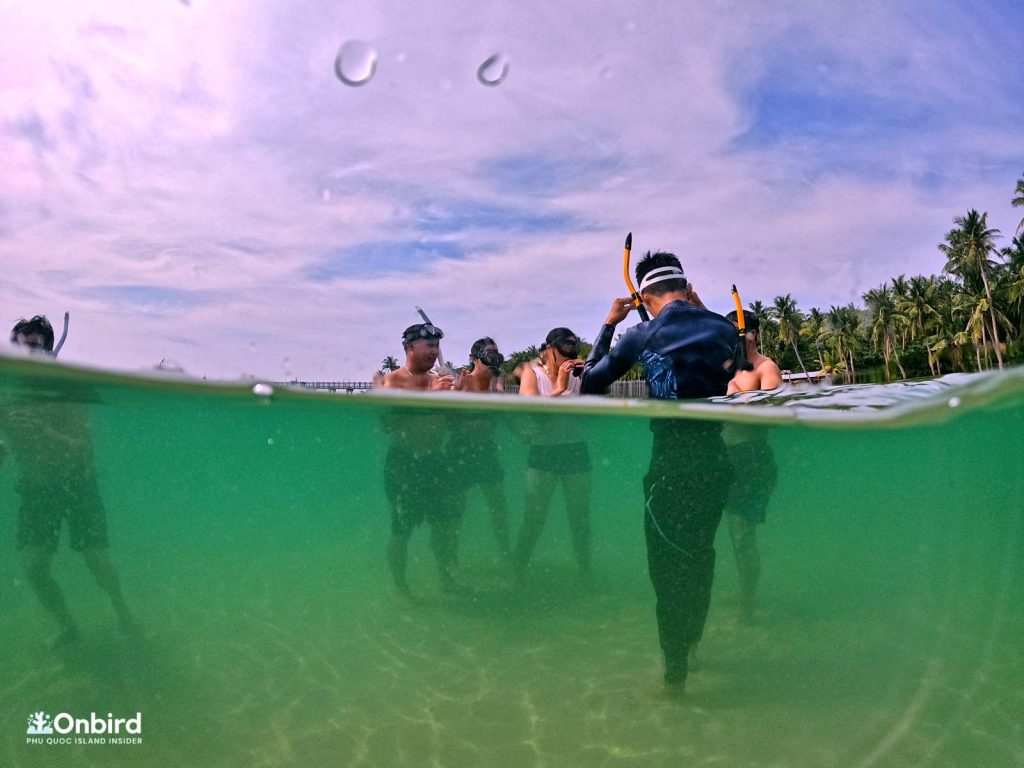 OnBird guides gave briefing and instructions of proper as well as snorkeling skills to guests from Sapa