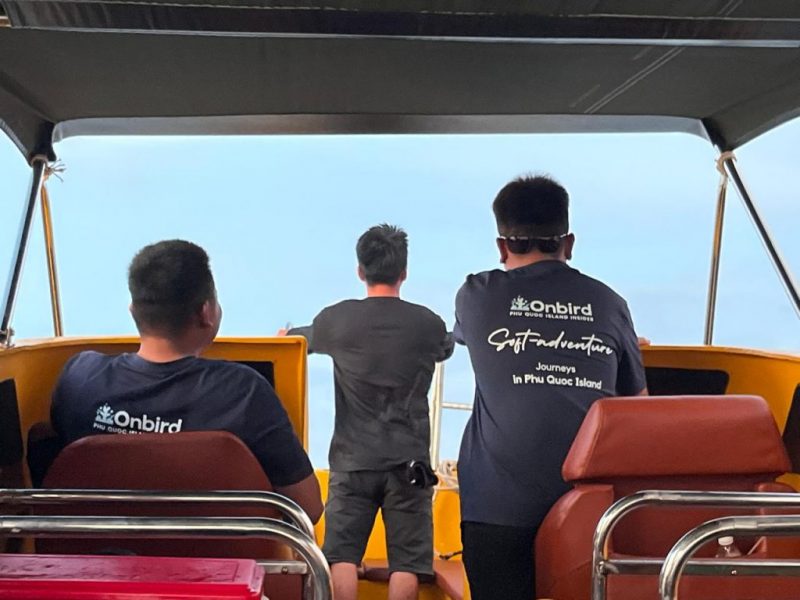 CORALS AT PHU QUOC WITH ONBIRD | BLOGS BY RONIT - A 13 Y.O BOY (March 2024) Onbird instructor